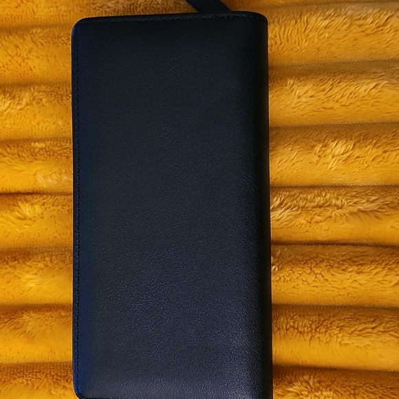 Wallet ~ NEW - Picture 7 of 12